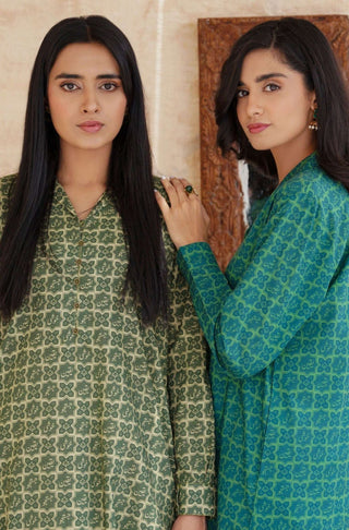 Manto UK Women's Ready to Wear Lawn Cotton Yaqeen Long Kurta Shirt Olive Green & Teal Green Featuring Urdu Calligraphy