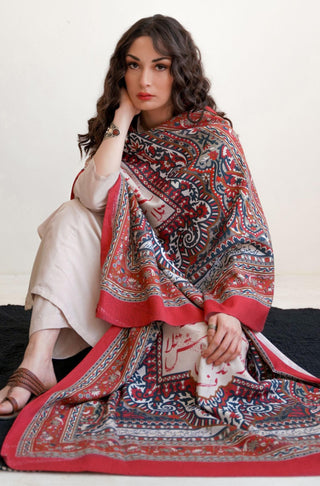 Manto UK Women's Stitched 1 Piece Cotton Silk Talaash Shawl Beige & Red Featuring Urdu Calligraphy of Poetry By Nida Fazli