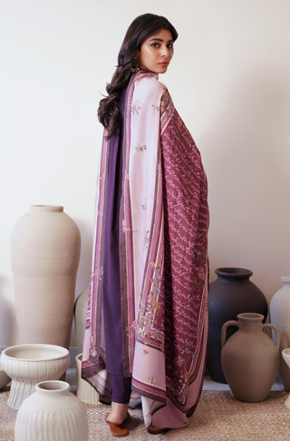 Shopmanto UK, Pakistani urdu calligraphy clothing brand manto UK ready to wear one piece cotton silk phool (flower) plum and lilac women long shawl odhni scarf unisex