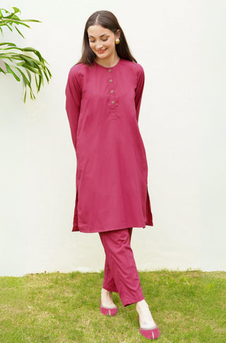 Shopmanto UK, Pakistani urdu calligraphy clothing brand manto UK ready to wear two piece magenta wash n wear lucknow coord set with long shirt and straight pants