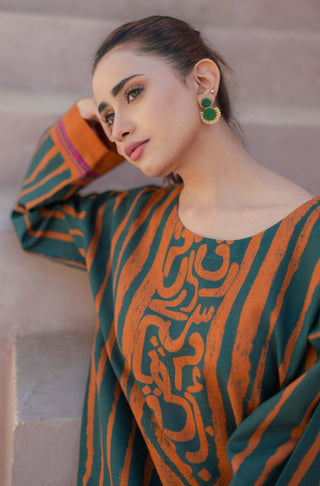 Shopmanto UK, Pakistani urdu calligraphy clothing brand manto UK ready to wear one piece paheli (riddle of life) women long shirt kurta green and orange