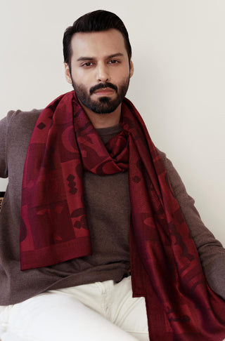 Shopmanto UK, manto pakistani clothing brand, urdu calligraphy clothes, manto UK ready to wear jazba (passion) maroon pakistani urdu weaved stole scarf