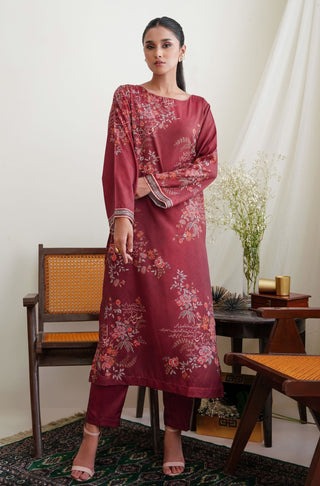 Shopmanto UK, manto UK, manto pakistani clothing brand, manto pakistan, urdu calligraphy clothes, manto UK women two piece deep maroon chaman (garden) crepe coord set with long shirt and straight pants, manto crepe collection