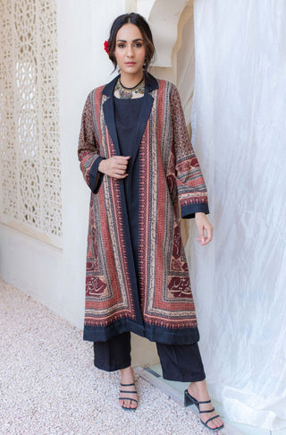 Shopmanto UK, Pakistani urdu calligraphy clothing brand manto UK ready to wear women one piece printed rashk (envious moon) maroon long jacquard urdu coat outerwear shrug