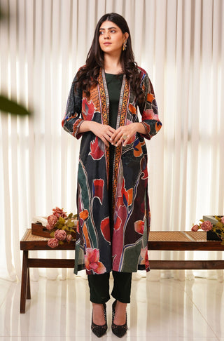 Shopmanto UK, manto UK, manto pakistani clothing brand, manto pakistan, urdu calligraphy clothes, manto UK women one piece dhanak (rainbow) long crepe shrug shades of green, manto crepe collection