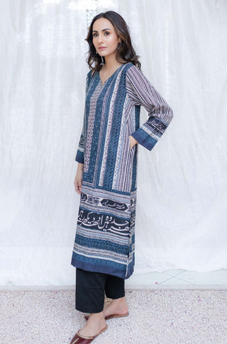 Shopmanto UK, Pakistani urdu calligraphy clothing brand manto UK ready to wear women one piece printed rashk (envious moon) blue and white long urdu kurta shirt