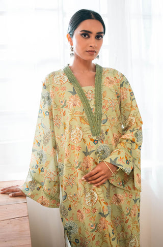 Shopmanto UK, manto UK, manto pakistani clothing brand, urdu calligraphy clothes, manto UK ready to wear three piece mint and teal Gulnaar (fruit flora) coord set with long kurta shirt and culotte wide leg pants and dupatta for women