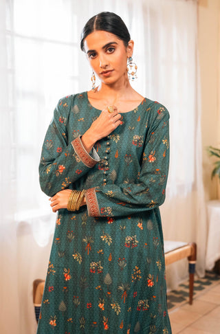 Shopmanto UK, manto UK, manto pakistani clothing brand, manto pakistan, urdu calligraphy clothes, manto UK women ladies kurta for spring summer, manto two piece teal gulzar coord set long kurta, staright pants and dupatta for women, lawn collection