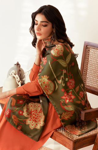 Shopmanto UK, manto pakistani clothing brand, urdu calligraphy clothes, manto UK ready to wear gulnaar (fruit flora) green urdu silk stole scarf, pakistani urdu silk scarf stole