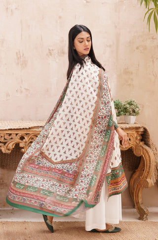 Manto's Off White & Green Printed Fitrat Dupatta Paired with White Wide Leg Trouser & Kurta with Urdu Calligraphy